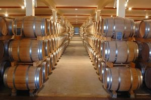 conservation du grand vin en fût de chêne